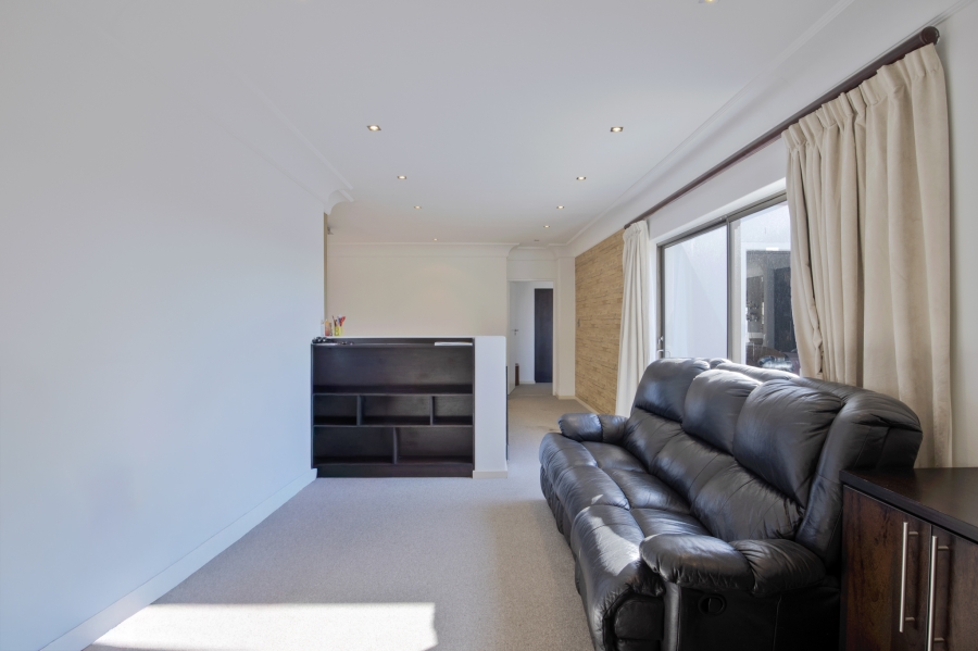 5 Bedroom Property for Sale in Big Bay Western Cape